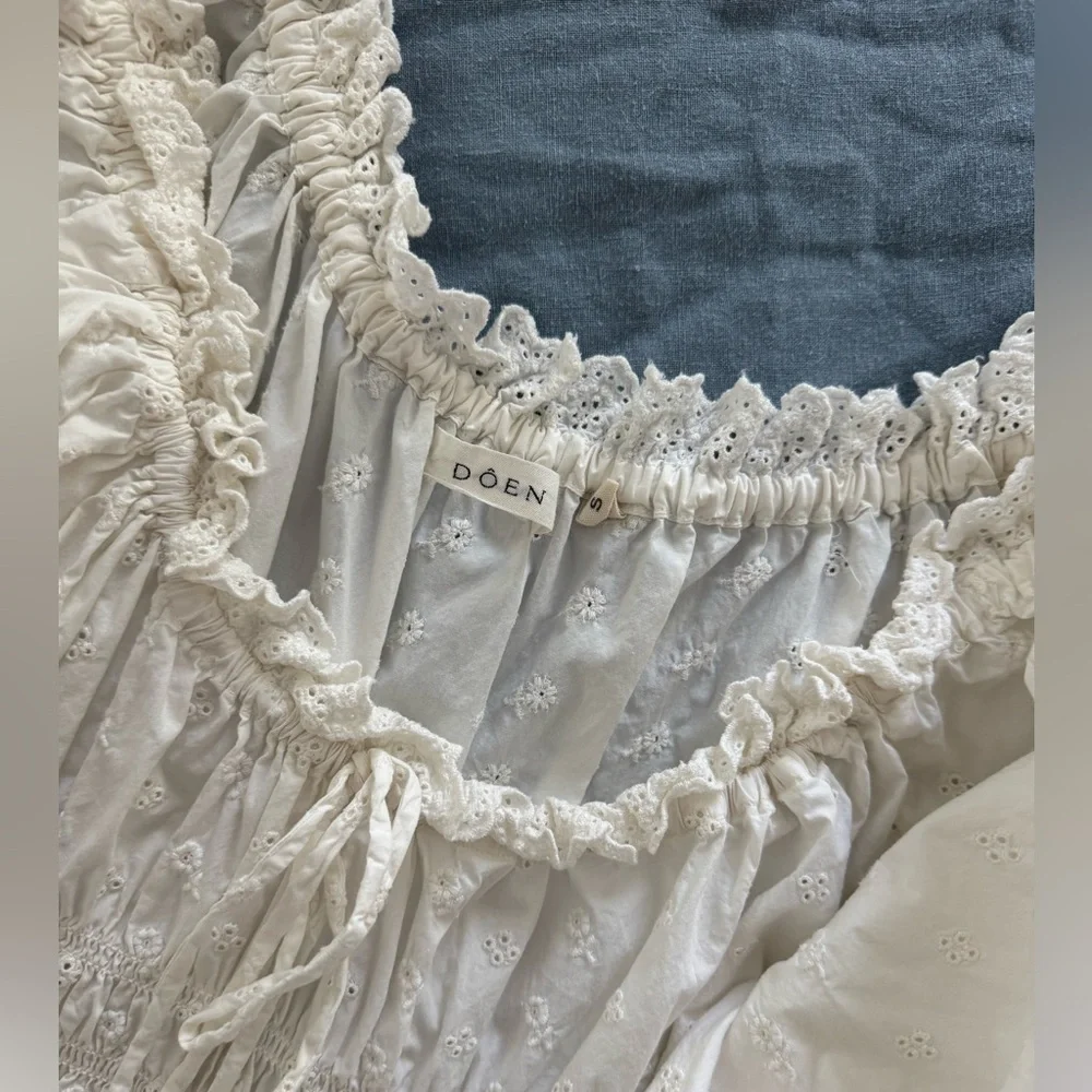 Doen Isolde dress in white sz S - FLAW see description - Picture 5 of 7